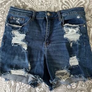 Midrise Distressed Stretchy Shorts- Judy Blue